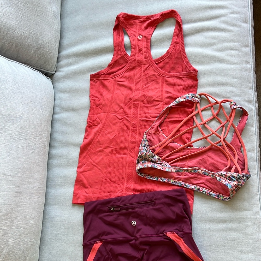 Lululemon Yoga Workout set Leggings pants sports bra tank top XS/4